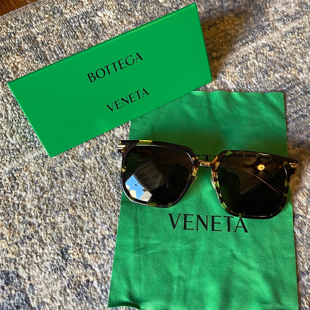 Bottega Veneta Square Metal Trim Sunglasses